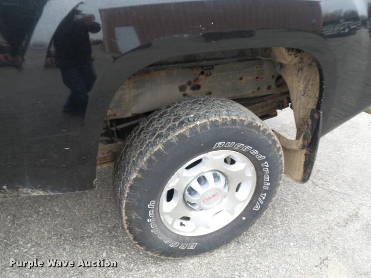 image for item DA5864 2009 GMC Sierra 2500HD pickup truck