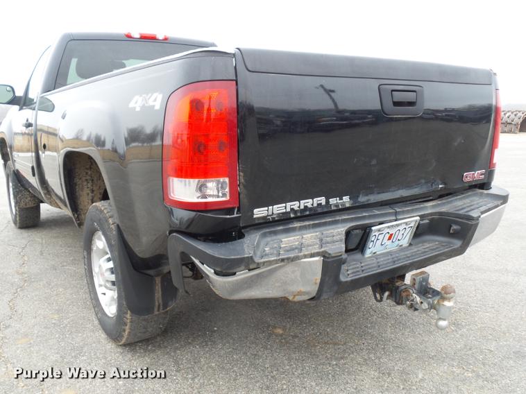 image for item DA5864 2009 GMC Sierra 2500HD pickup truck