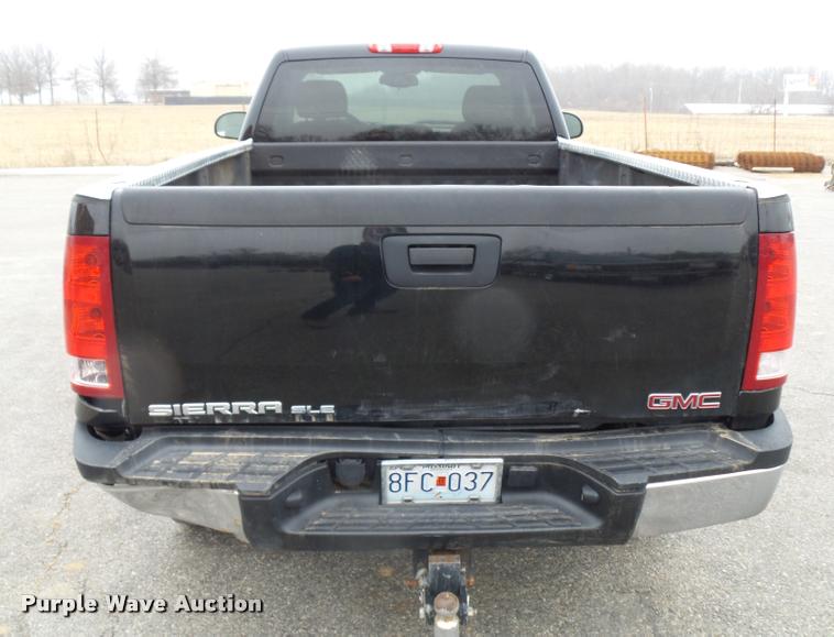 image for item DA5864 2009 GMC Sierra 2500HD pickup truck