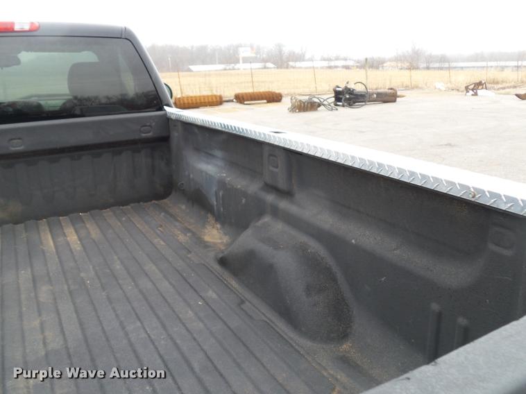 image for item DA5864 2009 GMC Sierra 2500HD pickup truck