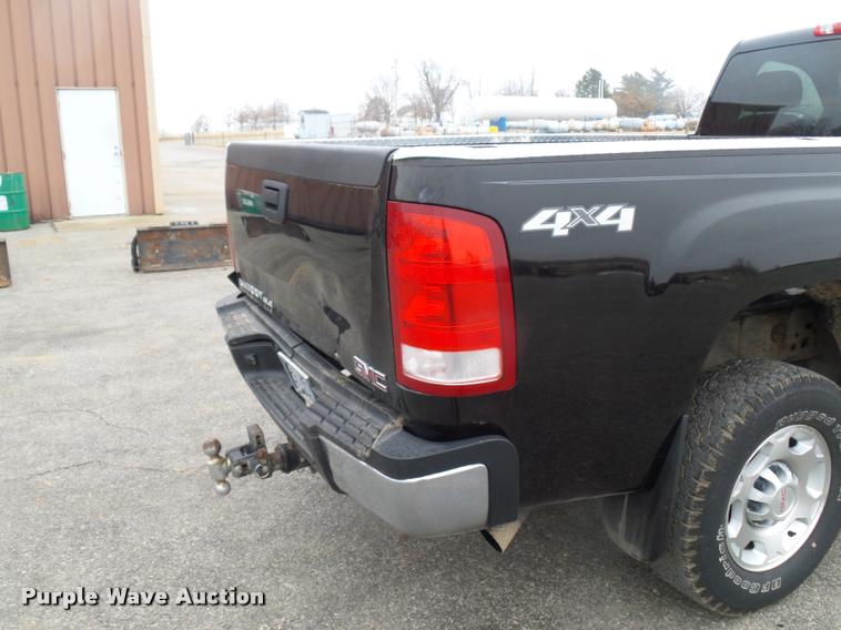 image for item DA5864 2009 GMC Sierra 2500HD pickup truck