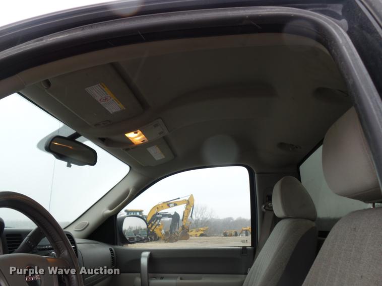 image for item DA5864 2009 GMC Sierra 2500HD pickup truck