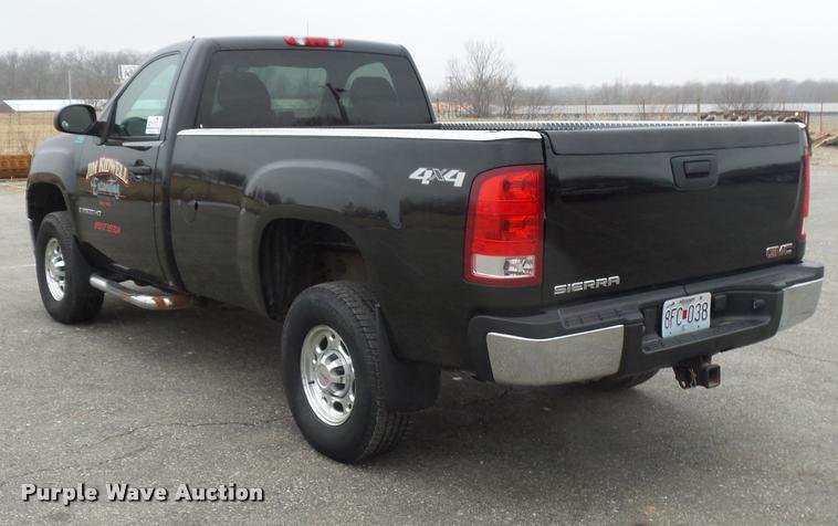 image for item DA5865 2009 GMC Sierra 2500HD pickup truck