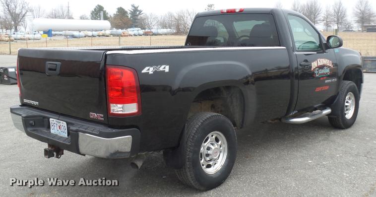 image for item DA5865 2009 GMC Sierra 2500HD pickup truck