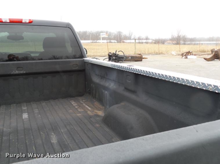 image for item DA5865 2009 GMC Sierra 2500HD pickup truck