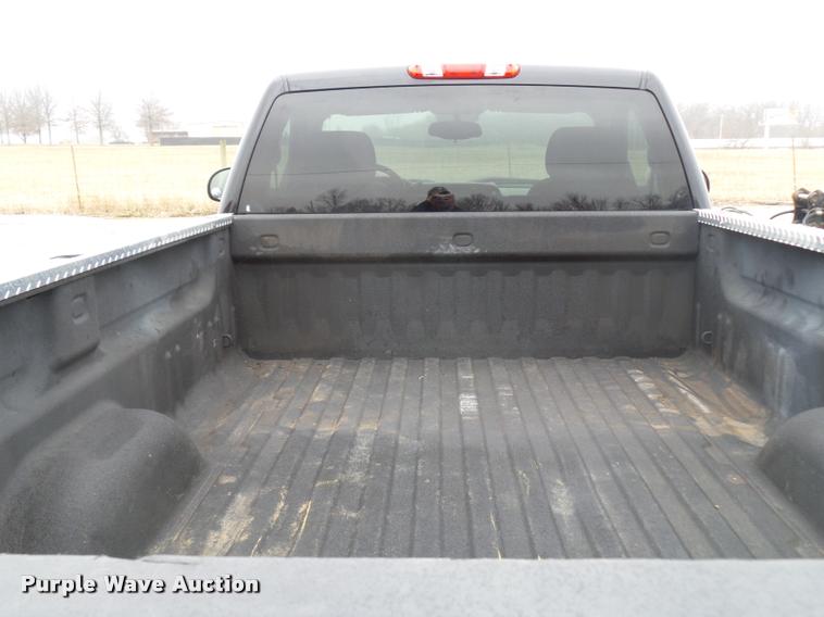 image for item DA5865 2009 GMC Sierra 2500HD pickup truck