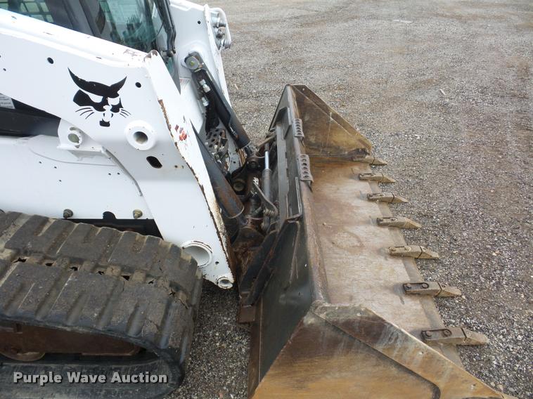 image for item DA5867 2015 Bobcat T750 skid steer