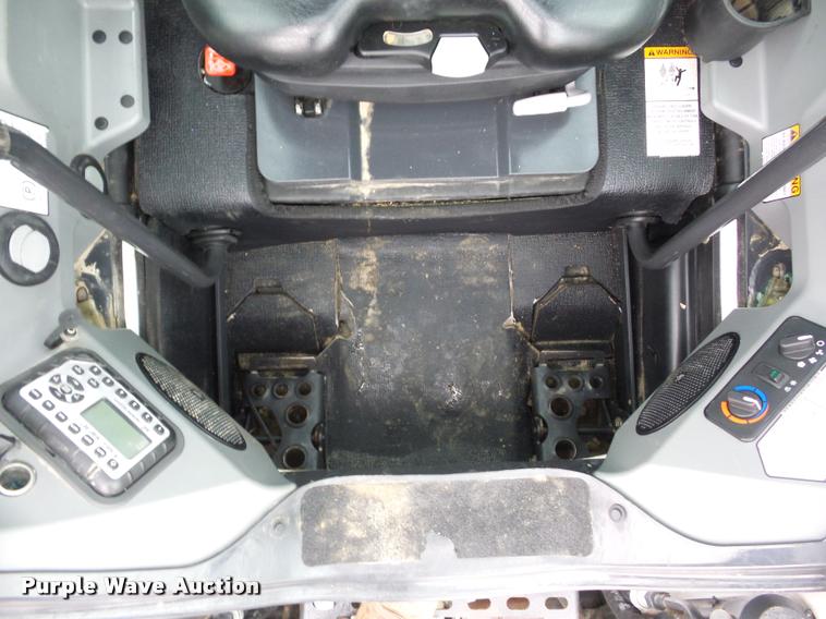image for item DA5867 2015 Bobcat T750 skid steer