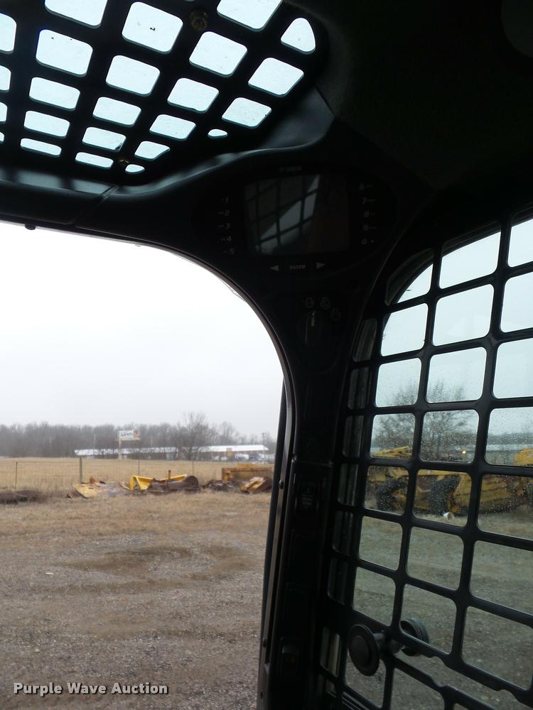 image for item DA5867 2015 Bobcat T750 skid steer