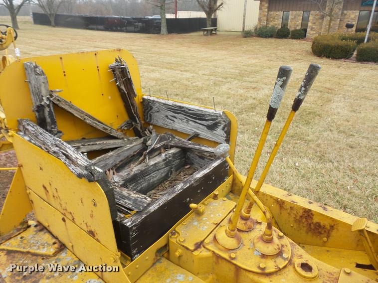 image for item DA5870 Caterpillar 10 crawler tractor