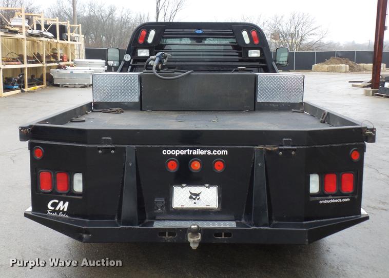 image for item DA5872 2013 Ram 3500 flatbed pickup truck