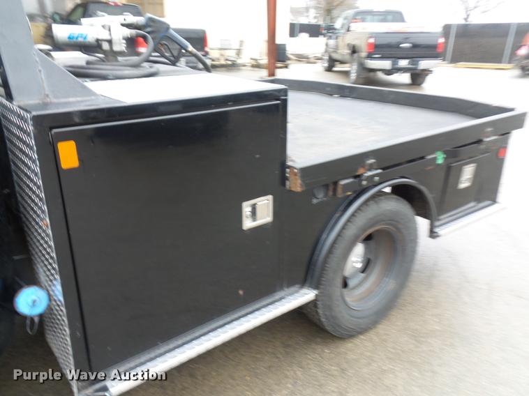 image for item DA5872 2013 Ram 3500 flatbed pickup truck