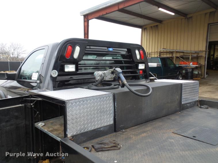 image for item DA5872 2013 Ram 3500 flatbed pickup truck