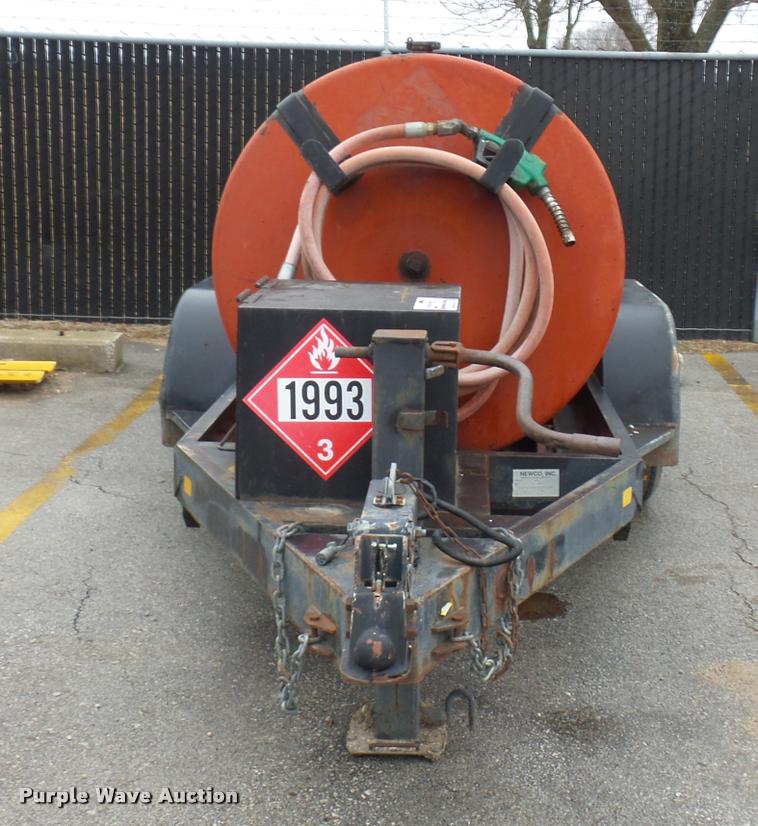 image for item DA5875 Newco fuel tank trailer
