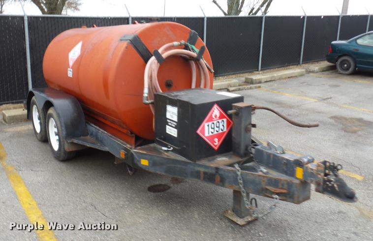 image for item DA5875 Newco fuel tank trailer
