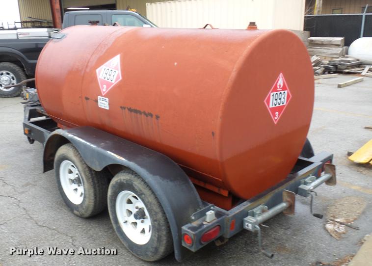 image for item DA5875 Newco fuel tank trailer