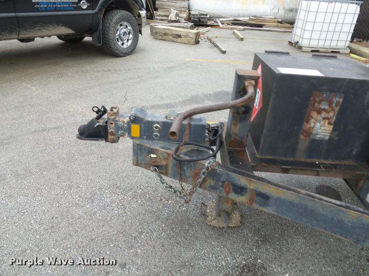 image for item DA5875 Newco fuel tank trailer