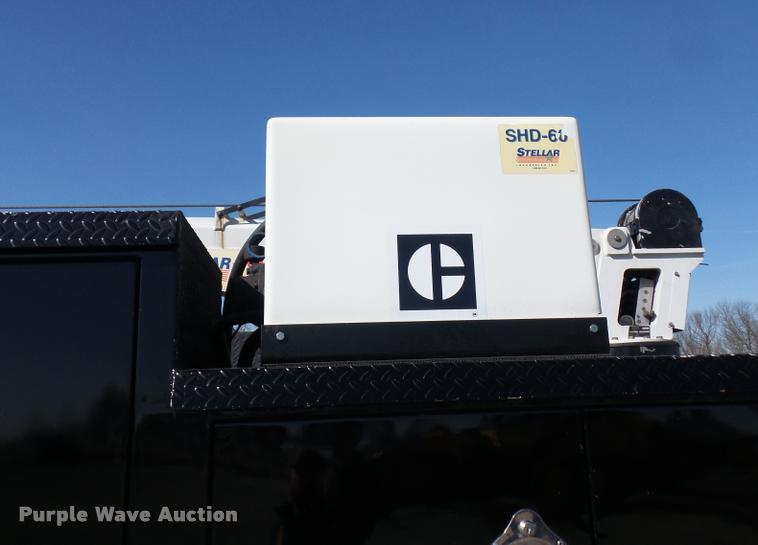 image for item DA5876 2004 Kenworth T300 service truck