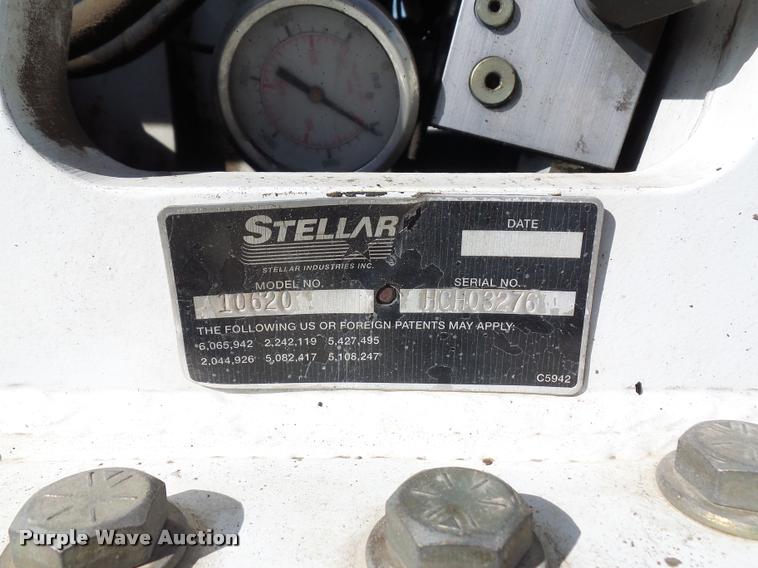 image for item DA5876 2004 Kenworth T300 service truck