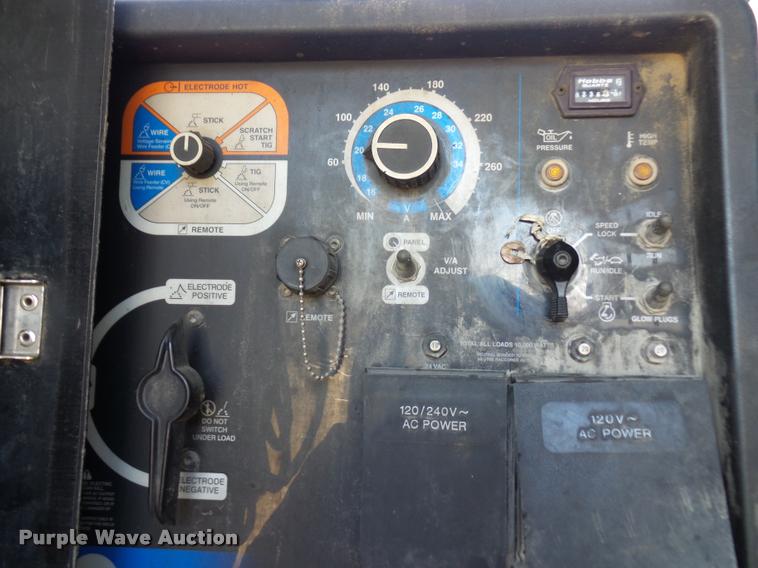 image for item DA5876 2004 Kenworth T300 service truck