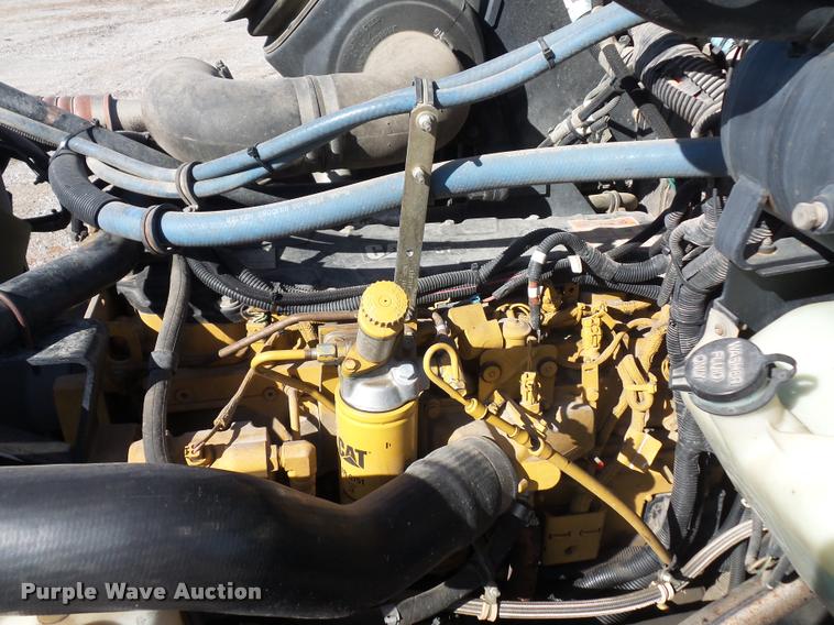 image for item DA5876 2004 Kenworth T300 service truck