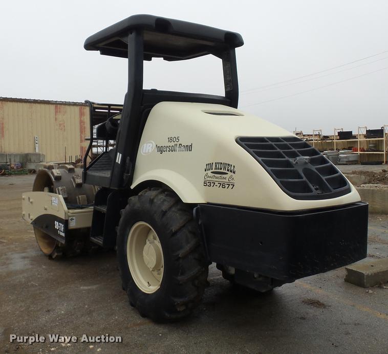 image for item DA5877 Ingersoll Rand SD-77F padfoot roller