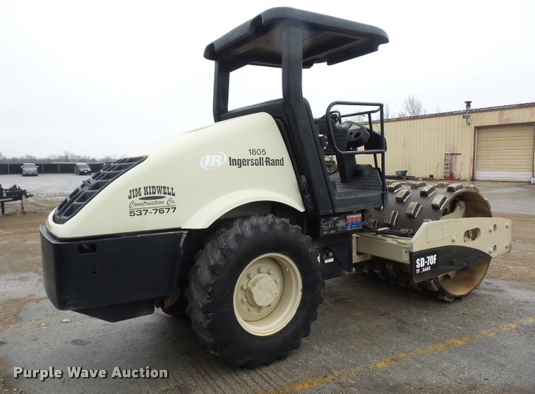 image for item DA5877 Ingersoll Rand SD-77F padfoot roller