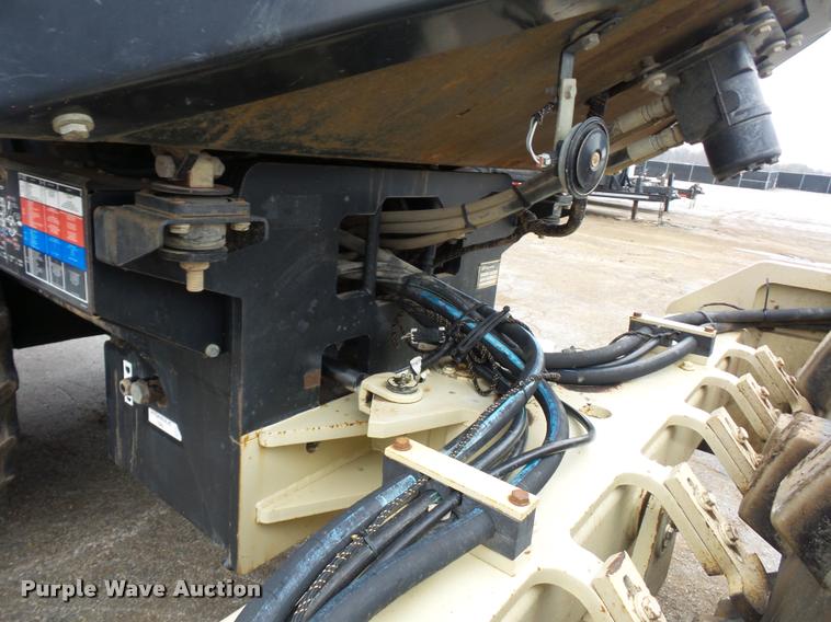 image for item DA5877 Ingersoll Rand SD-77F padfoot roller