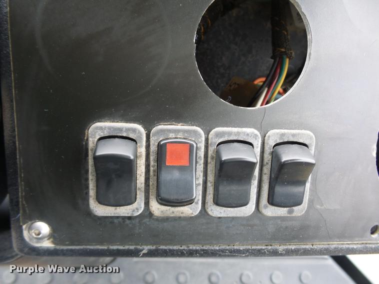 image for item DA5877 Ingersoll Rand SD-77F padfoot roller