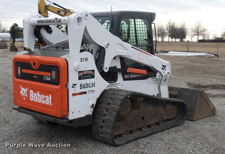 image for item L4535 2013 Bobcat T750 skid steer