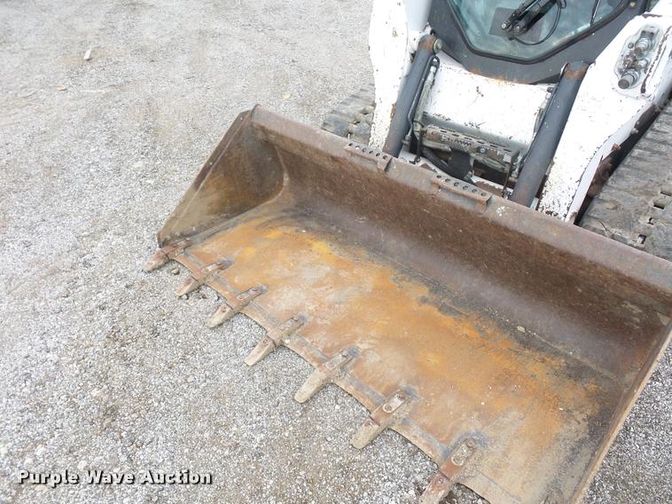 image for item L4535 2013 Bobcat T750 skid steer
