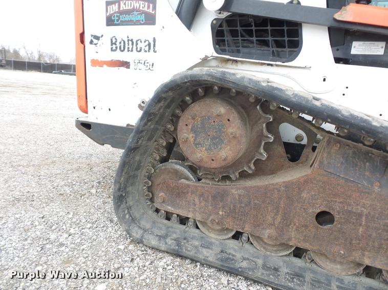 image for item L4535 2013 Bobcat T750 skid steer
