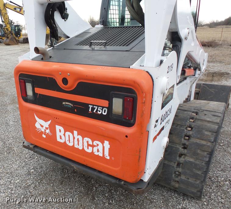 image for item L4535 2013 Bobcat T750 skid steer