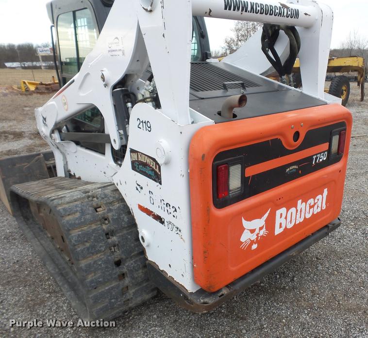 image for item L4535 2013 Bobcat T750 skid steer