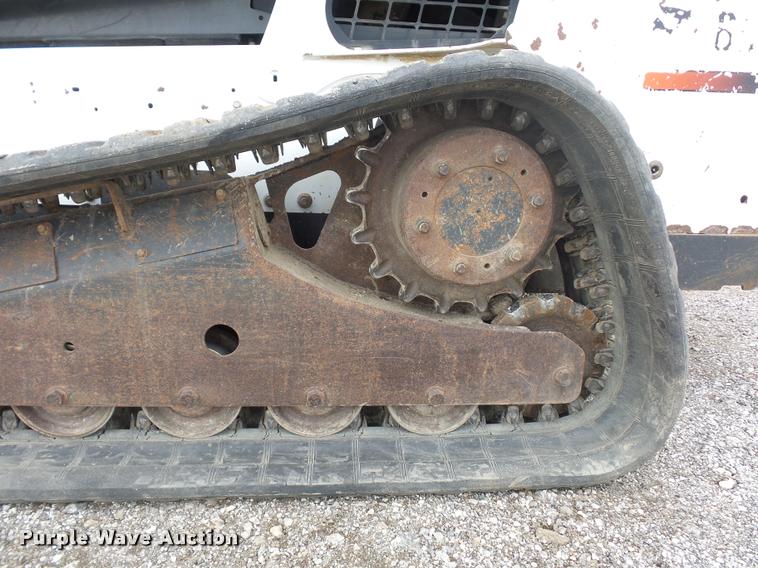 image for item L4535 2013 Bobcat T750 skid steer