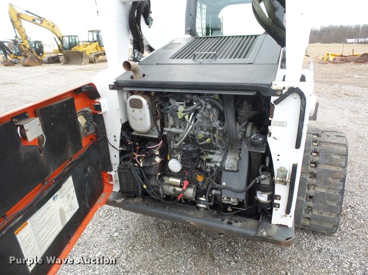 image for item L4535 2013 Bobcat T750 skid steer