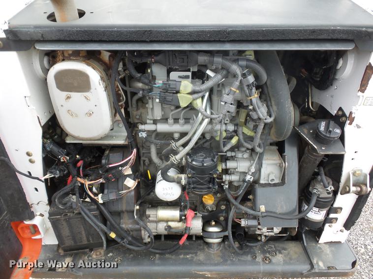 image for item L4535 2013 Bobcat T750 skid steer