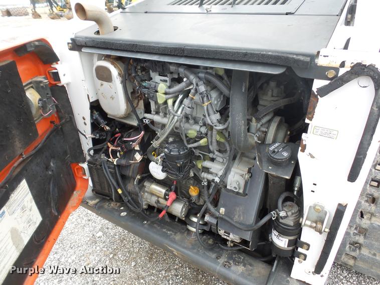 image for item L4535 2013 Bobcat T750 skid steer