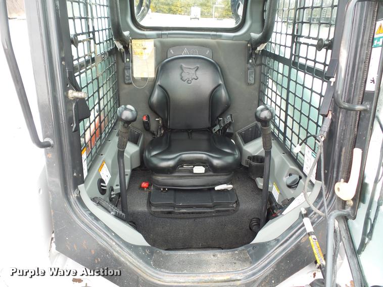 image for item L4535 2013 Bobcat T750 skid steer