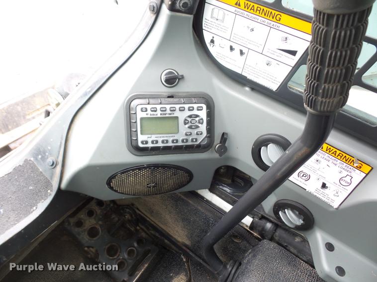 image for item L4535 2013 Bobcat T750 skid steer