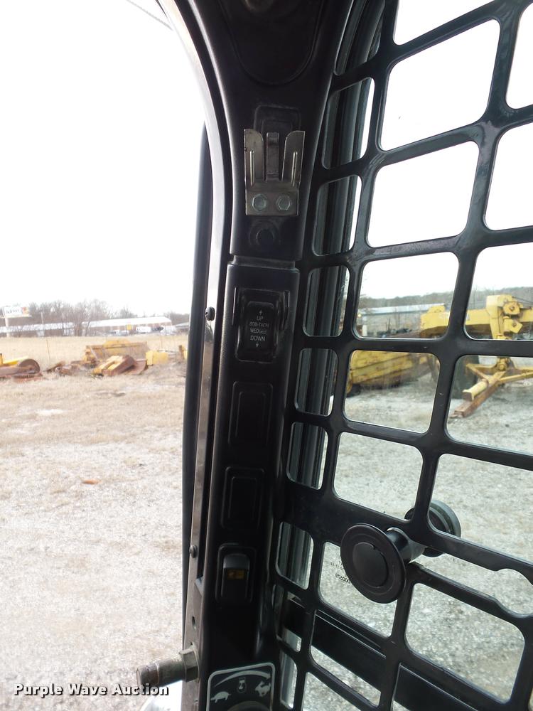 image for item L4535 2013 Bobcat T750 skid steer
