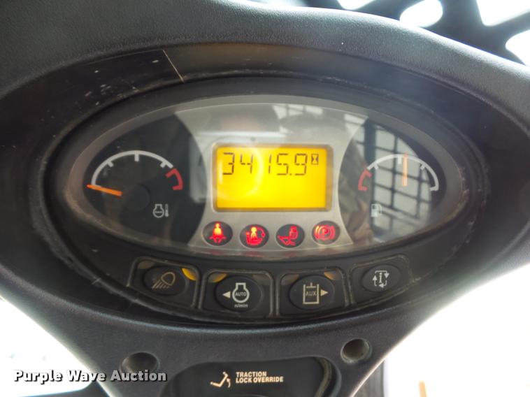 image for item L4535 2013 Bobcat T750 skid steer