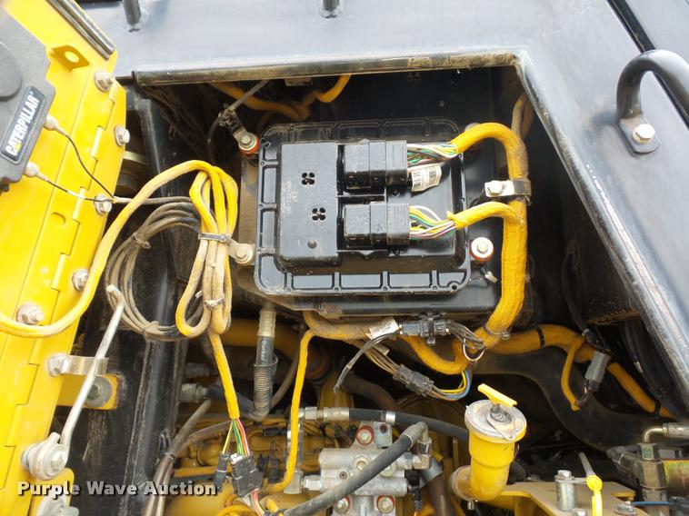 image for item L4536 2007 Caterpillar 963C track loader