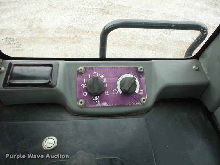 image for item L4536 2007 Caterpillar 963C track loader