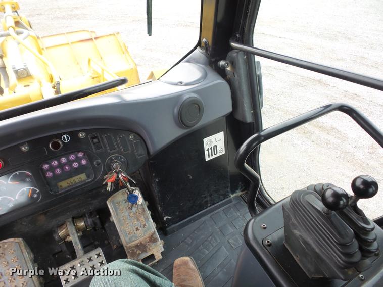 image for item L4536 2007 Caterpillar 963C track loader