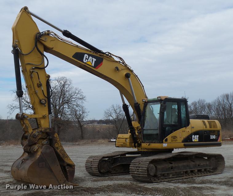 image for item L4537 2007 Caterpillar 324D excavator