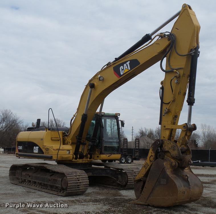 image for item L4537 2007 Caterpillar 324D excavator