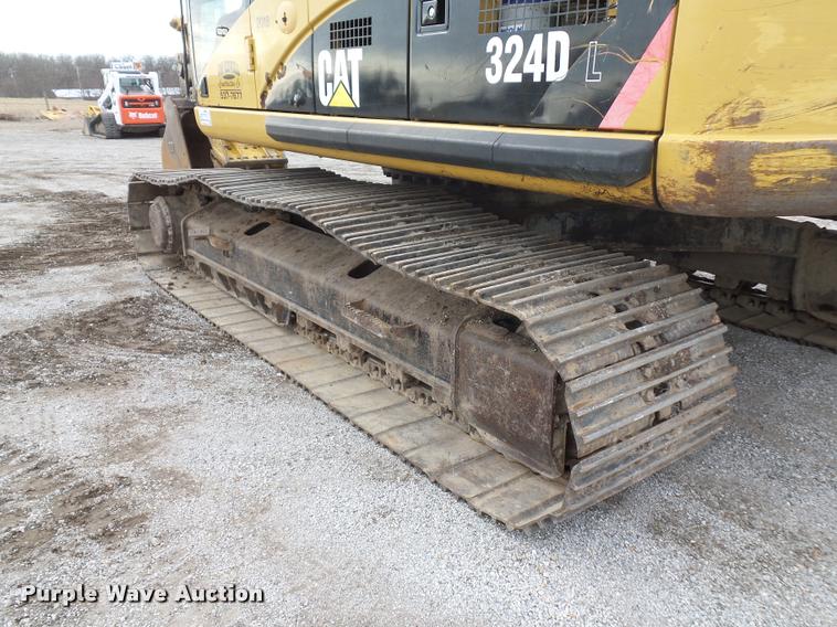 image for item L4537 2007 Caterpillar 324D excavator