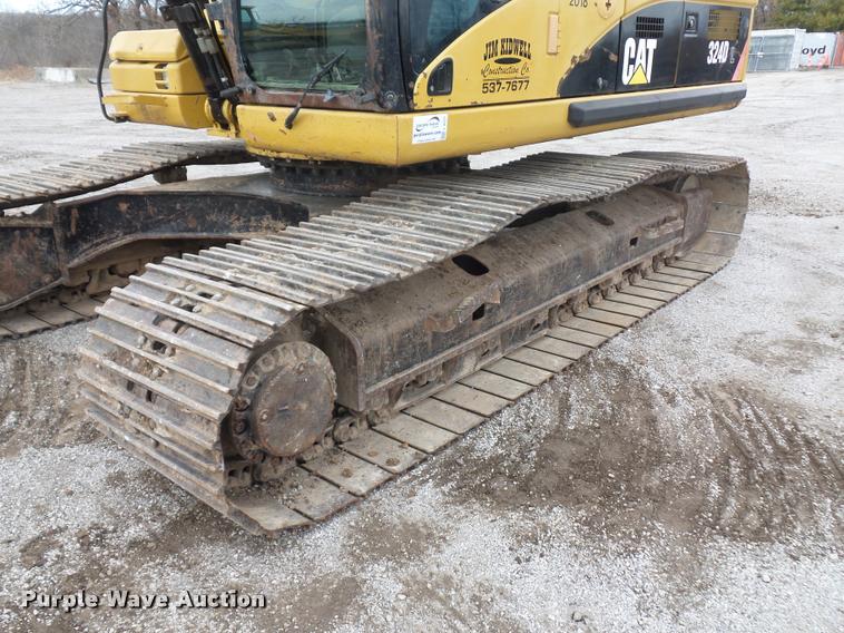 image for item L4537 2007 Caterpillar 324D excavator