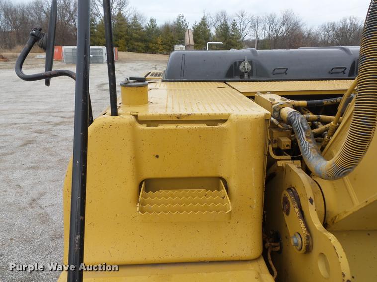 image for item L4537 2007 Caterpillar 324D excavator